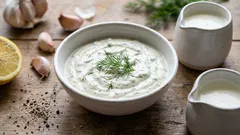 味に物足りなさを感じませんか?この3つの簡単なソースがあれば、毎日の食事が格段に美味しくなります